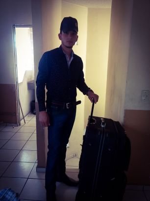 axelhr94's profile picture. Siempre Al Cien Y Pasadito Y Al Millon Con La Plebada