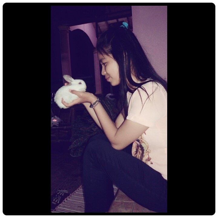 anisa_putrihrp's profile picture. 