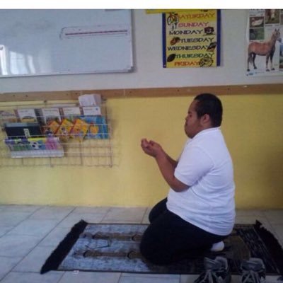 Husain_altammar's profile picture. رب اوزعني ان اشكر نعمتك التي انعمت علي وعلي والدي وان اعمل صالح ترضاه واصلح لي في ذريتي اني تبت اليك واني من المسلمين