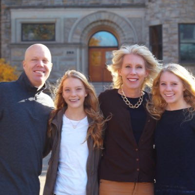 Husband of Liz and father of 2 daughters. Hope College Women's Basketball Coach. DeVos Fieldhouse Director