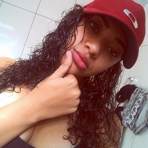 fumo maconha mesmo, sou viciada em sexo e sou apaixonada por regaae




chegou ? dá o salve porra