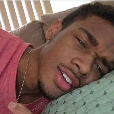 yanissec_'s profile picture. 