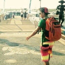 Staff di DREAM WALK (instrakter snorkeling & sky donate)
