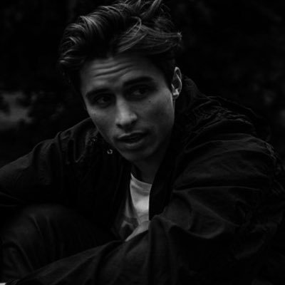 rpgldoliver's profile picture. 