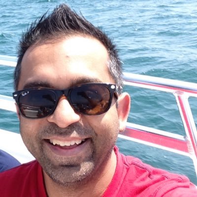 yasirali_'s profile picture. Father of princesses, geek translator, test driven development evangelist