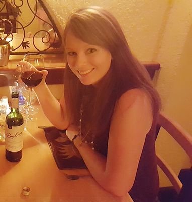 kathcouldsee's profile picture. 