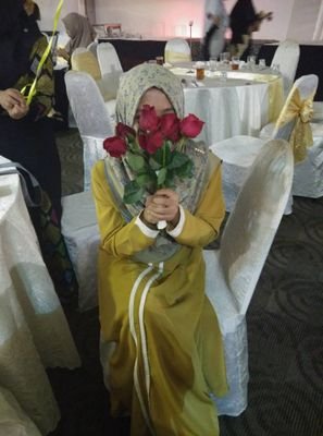 jieha_hanie's profile picture. road-to-be a better person || Attitude is a little thing that makes a big difference