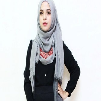 rian_ambarwati's profile picture. 