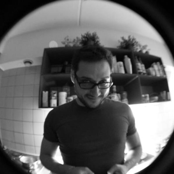 giuseppe_cas's profile picture. “ Research is to see what everybody else has seen, and 
to think what nobody else has thought.” — Albert Szent-Gyorgyi