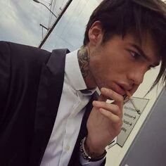 aedanrpgld's profile picture. Le diable en costard. { Tight hole is a good hole }