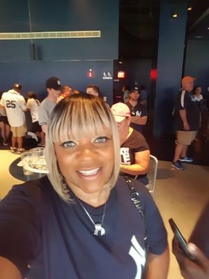 sweetpeapp's profile picture. Mother, Glammother, Wife, Entrepreneur, Christian