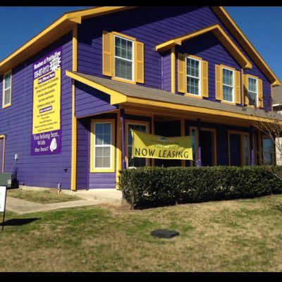 The Meadows of Prairie View is an off campus student housing community for the great students of Prairie View A&M University!