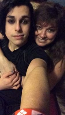 ErinRecore's profile picture. I'm very caring but outspoken. I love people in general and love to make new friends...