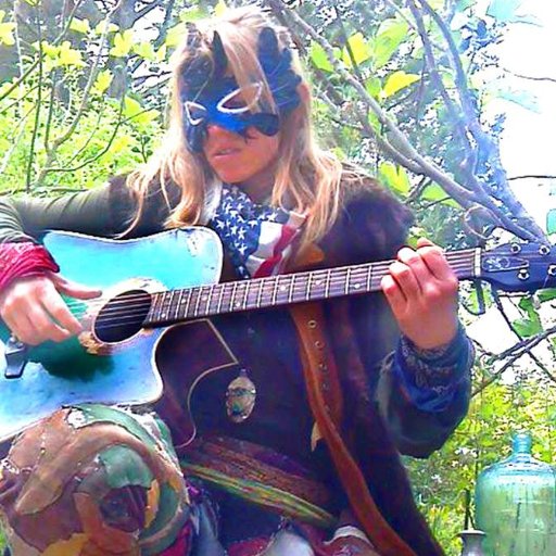 Adraghastar's profile picture. Hitchhiked the US 17 years writing and performing songs and documenting - see https://t.co/Ky3JBe476M.  Currently in IA compiling my work and going to college.