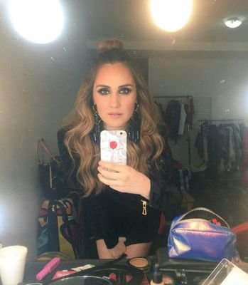 tatiellesoares1's profile picture. Não deixem levar pelas aparências pôs o que importa e o que levamos no coração