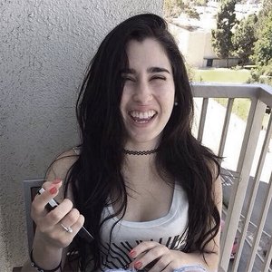 não precisa seguir, apenas siga a @biebzfather
