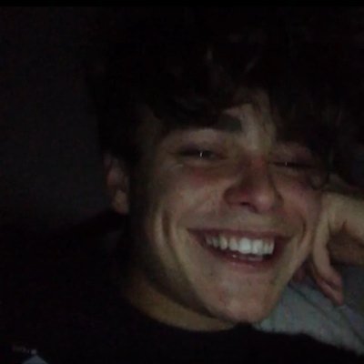 jakerpgsys's profile picture. tg et exécute / ELLIOT LA LUNE DE MES JOURS