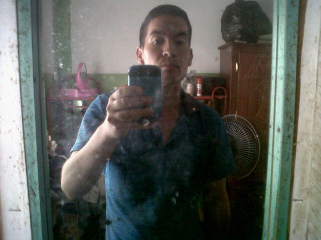 roagerman277's profile picture. buenas tardes mi gente bella del twitter