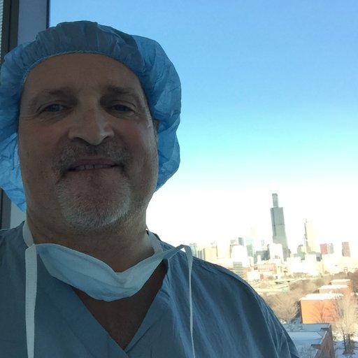 Thoracic Surgeon - Minimally Invasive Robotic Surgery of the Lungs and Esophagus