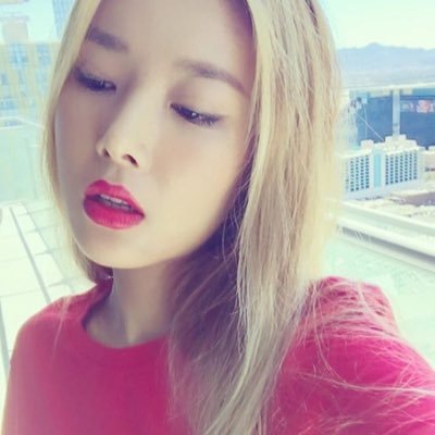 kimyubin_rem's profile picture. On dit bien souvent qu'il ne faut pas se fier à ce que les gens disent mais que faire lorsque leur parole est la seule chose sur laquelle on peut se baser ?