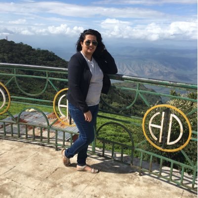 anand_saloni's profile picture. PR Professional