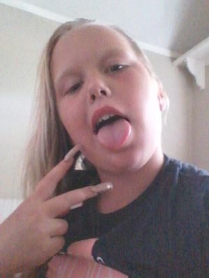 myspell24's profile picture. almost pre teen im 9 years old