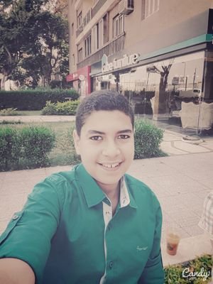 moatzmohamed32's profile picture. 