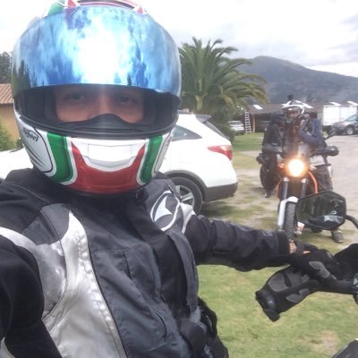 drdiegovillota's profile picture. 