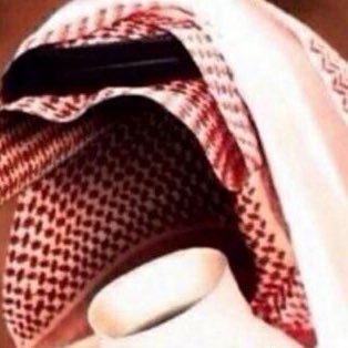 وكيفَ لي ان اُجازي شخصاً زرع الورد في صدري فأنساني مُر ايامي وحلوها وابدلها بعمرٍ جديد