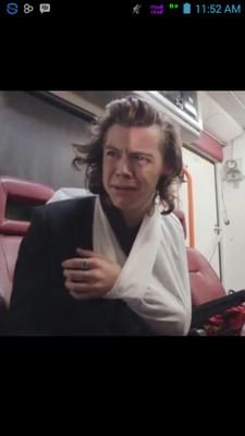 ellieXxskirt's profile picture. follow @nadilanadil48