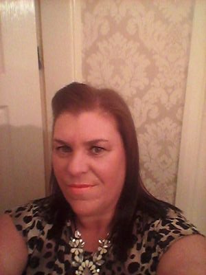 DebbieBage's profile picture. I love my family to bits xx