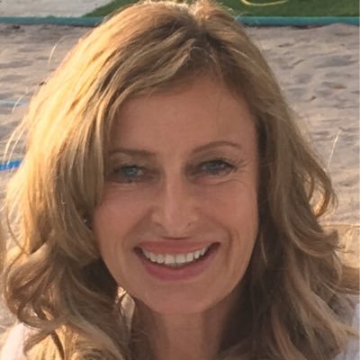 Mompreneur ✈️Loves to Travel & Sports Gobal biz Dream Big Instagram: darla_cooke FBook: Darla Anderson Cooke