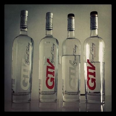 Kidwithclass100's profile picture. .