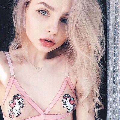 Smiler_Vlada's profile picture. боль кричит внутри меня