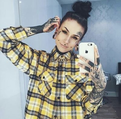 MonamiFrost_flm's profile picture. Think positive et everything can be positive || Love is a beautiful feeling