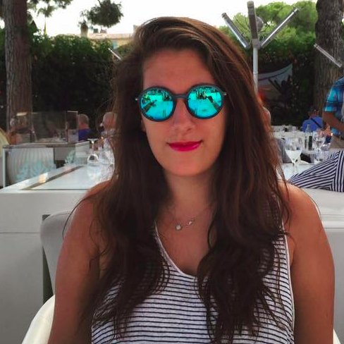 Director, Product Management at The Daily Beast. Formerly at Gawker Media. Mother to a corgi named Fig. Addicted to seltzer.