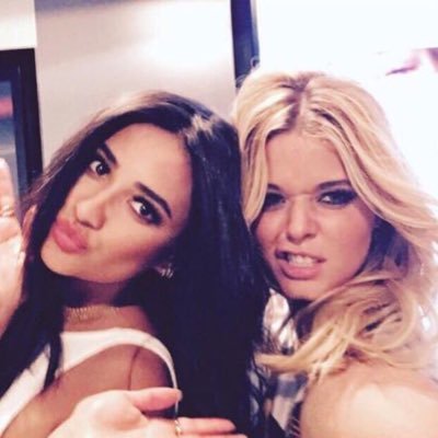 SashaIsLove2's profile picture. 