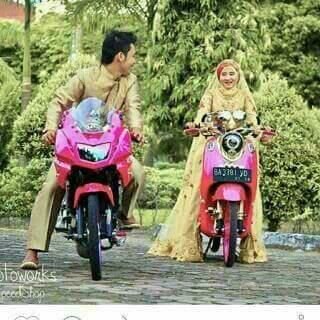 fiqrisatria5's profile picture. 