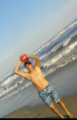 Gamer, Otaku, Biker, Geek, Antroboy (Ingeniero en sistemas con especialidad en redes y maestría en administración de tecnologías de información)