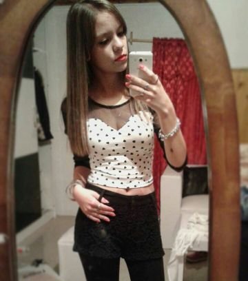 MicaGomez987's profile picture.