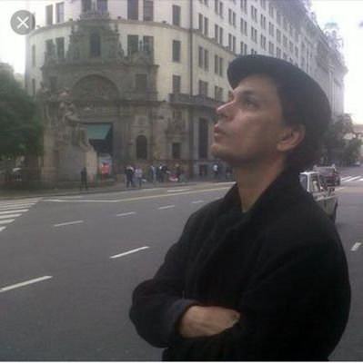 Twitter oficial del Ab.Roberto Bonafont, periodista Directv, Autor 4 libros: La hora de los humildes. Mi Ecuador, Pateando Tachos. Fútbol con héroes y villanos