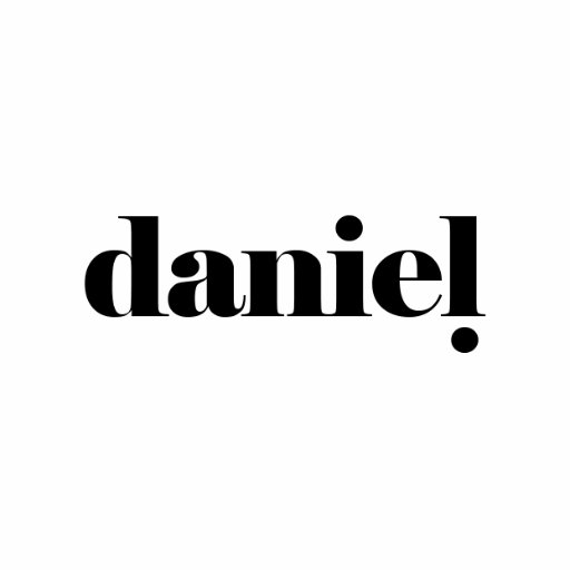 Art Direction
Logo Identity
UI/UX Design
Brand Guidelines
Stationery
Web & Mobile Design
App Design
Print Design
Advertising Design
Illustration
Motion Graphics