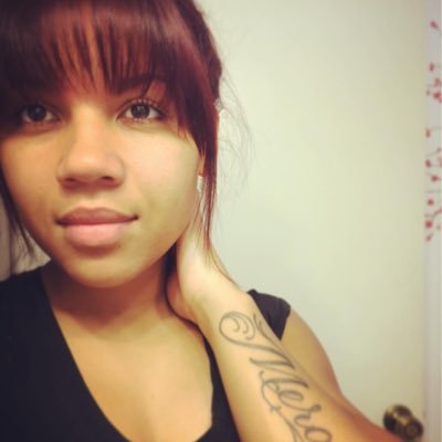 Uniqueflow09's profile picture. back and basic