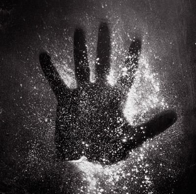 ddvizuet's profile picture. Música, matemáticas, literatura.