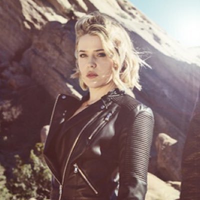 Majandra Delfino nude 806