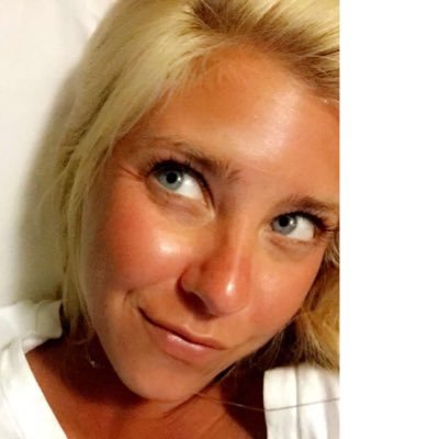 Hi_imKarKar's profile picture. There must be quite a few things a hot bath won't cure, but I don't know many of them.