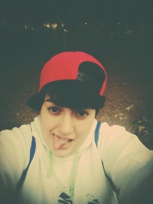 loiinii's profile picture. maite zaitut
