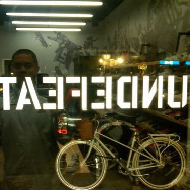 marcvalde15's profile picture. 