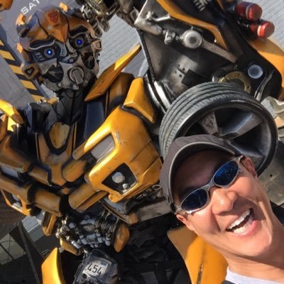 Star Wars/ EDM loving Motorsports photographer who loves to play with 3D printer/ drone or any electronic gadgets
