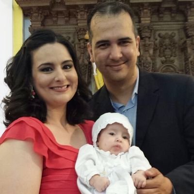 Apasionado por mi familia y por la industria alimenticia. Quiero ser de los que generan un nuevo mundo, de ciencia, conviencia y verdad y se genere PAZ y VIDA.